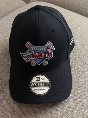 New Era MLB Anaheim Angels Stretch-Fit Cap - Black with Red & Gold Logo